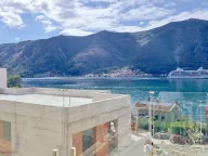 Rent, three bedroom apartment, 86m², Dobrota, Kotor - image 1