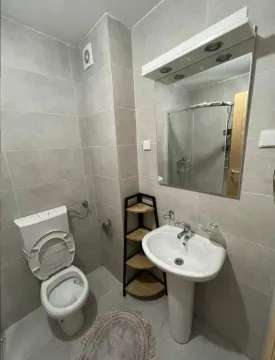 Rent, one bedroom apartment, 48m², Stari Aerodrom, Podgorica - image 9