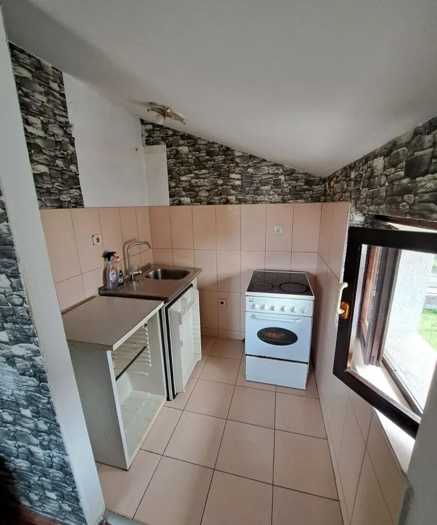 Izdavanje, stan, 36m², Blok 9, Podgorica