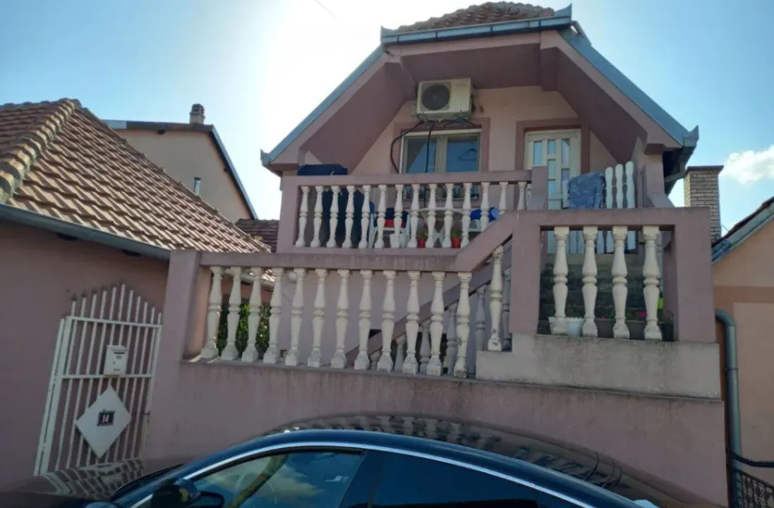 Prodaja, jednosoban stan, 30m², Zemun Sve Podlokacije, Beograd