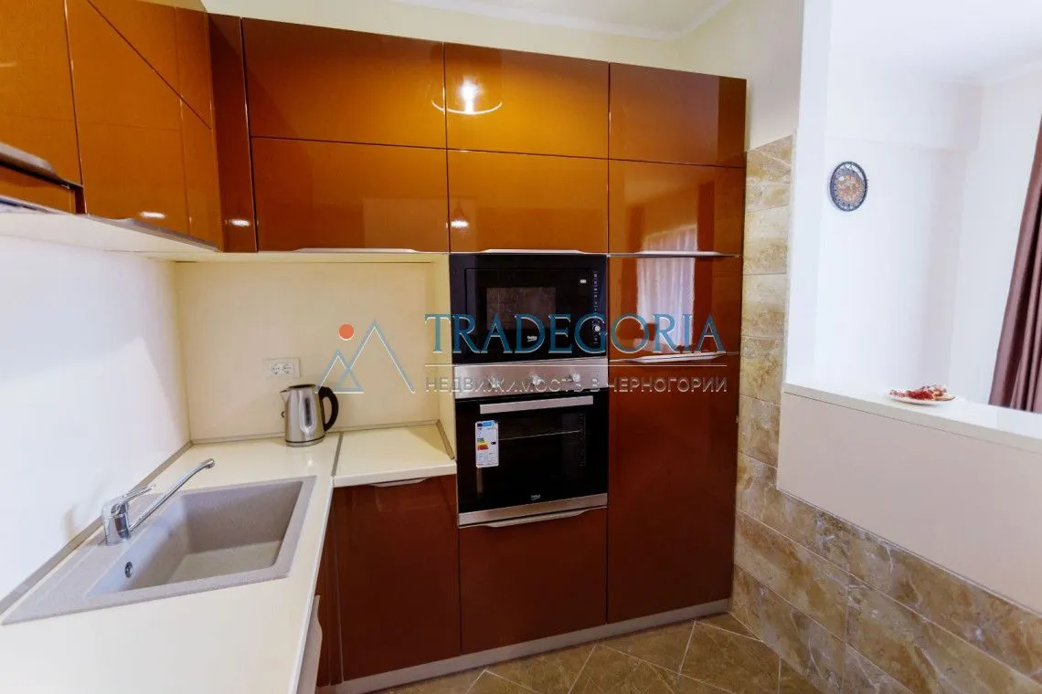Prodaja, dvosoban stan, 81m², Bečići, Budva