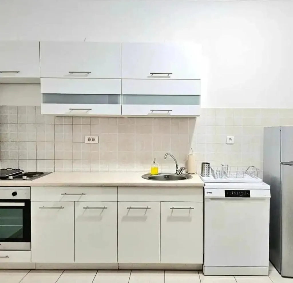 Izdavanje, dvosoban stan, 85m², City Kvart, Podgorica