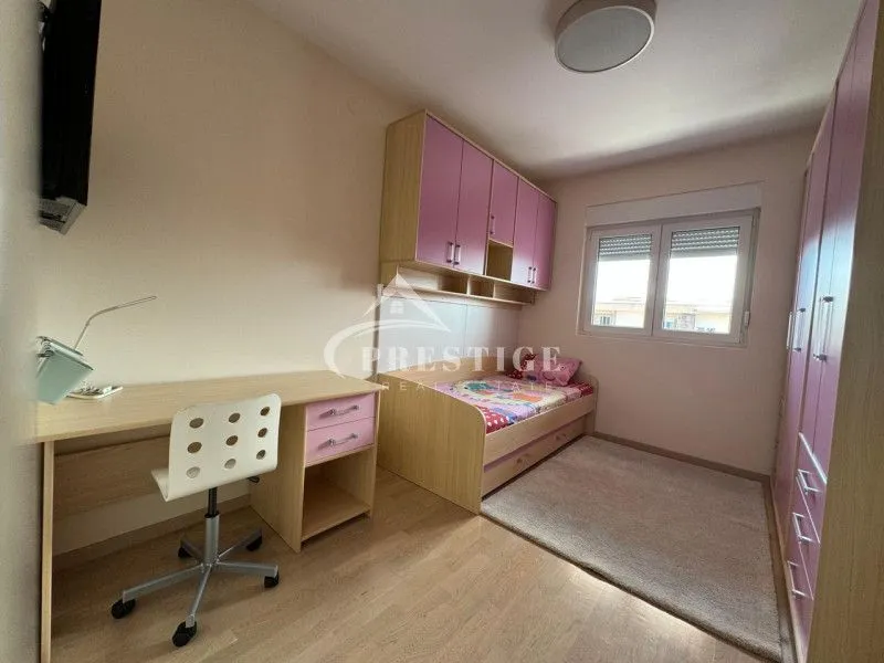 Rent, two bedroom apartment, 75m², City Kvart, Podgorica