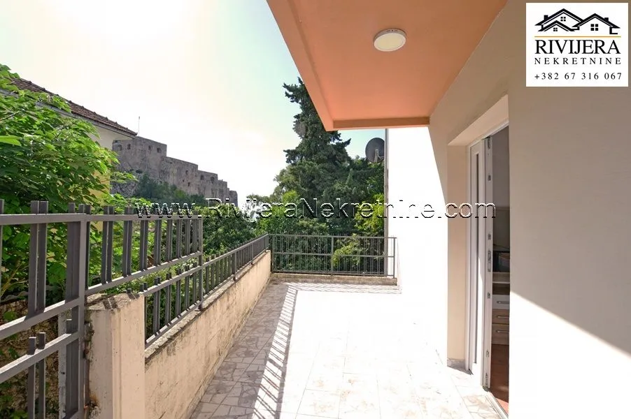 Prodaja, kuća, 201m², Centar, Herceg Novi
