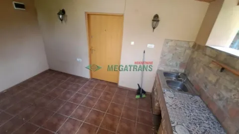 Izdavanje, kuća, 200m², Salajka, Novi Sad Sve Podlokacije - image 14