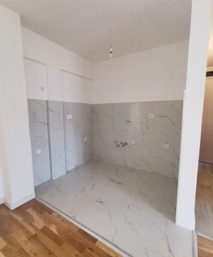 Prodaja, dvosoban stan, 68m², Ljubović, Podgorica