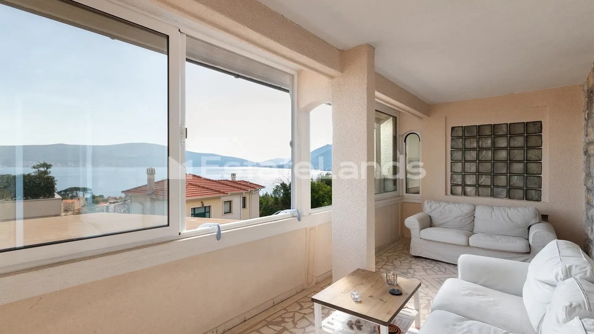 Prodaja, jednosoban stan, 52m², Donja Lastva, Tivat