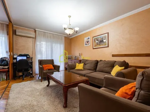 Prodaja, dvosoban stan, 72m², Zabjelo, Podgorica