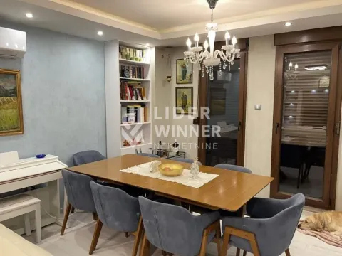 Rent, four bedroom apartment, 85m², Senjak, Beograd - image 3