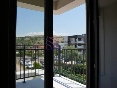 Izdavanje, jednosoban stan, 47m², Dalmatinska ulica, Podgorica - image 46