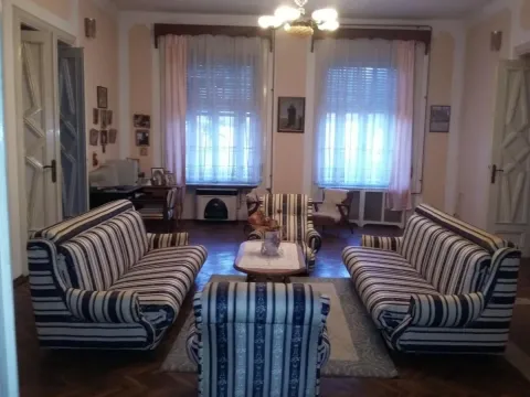 Sale, house, 385m², Centar, Bačka Topola - image 13