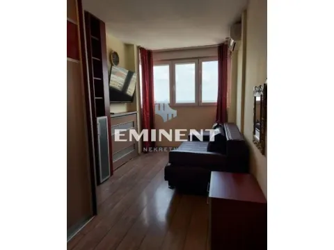 Izdavanje, četvorosoban stan, 115m², Hala Pionir, Palilula Sve Podlokacije - image 11