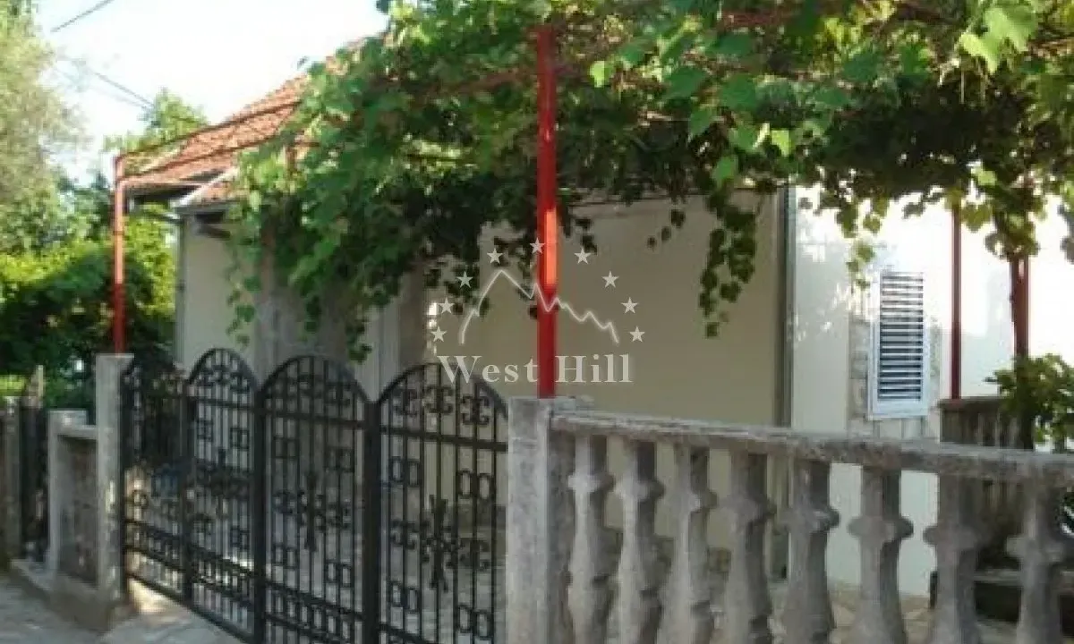 Prodaja, kuća, 120m², Krašići, Tivat