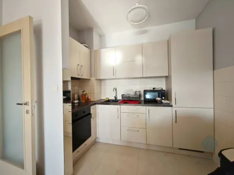 Prodaja, jednosoban stan, 46m², City Kvart, Podgorica - image 7