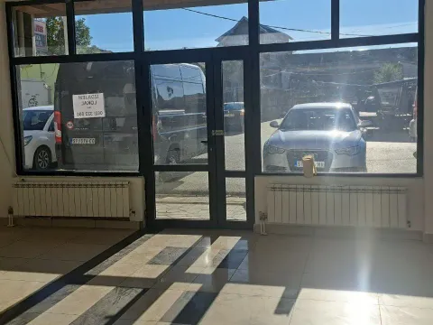 Izdavanje, poslovni prostor, Nova Pazova, Stara Pazova - image 2