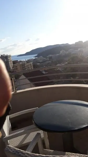 Prodaja, dvosoban stan, 81m², Bečići, Budva