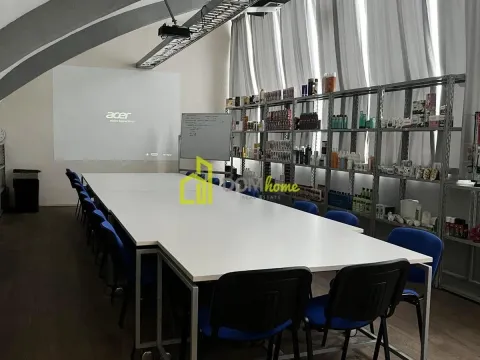 Rent, office space, 630m², Zabjelo, Podgorica - image 10
