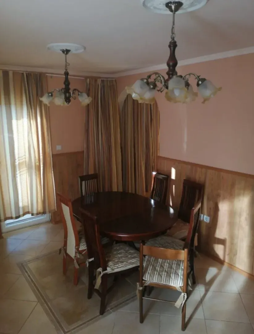 Rent, house, 180m², Marići, Tivat