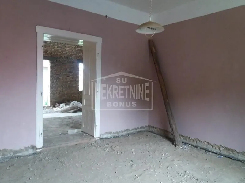 Prodaja, kuća, 410m², Donji Tavankut, Subotica