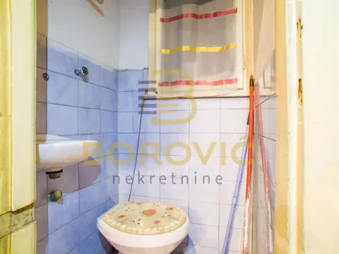 Sale, three bedroom apartment, 95m², Kalenić Pijaca, Vračar Sve Podlokacije - image 13