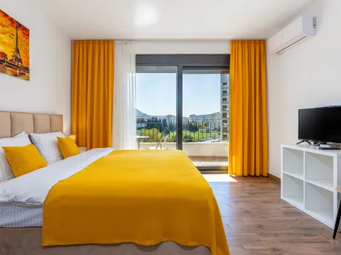 Prodaja, garsonjera, 31m², Centar, Bar - image 10