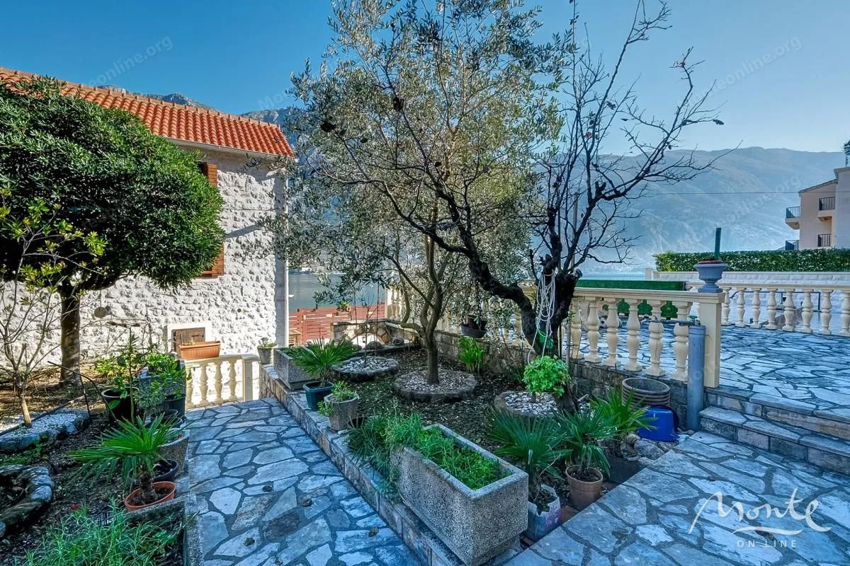 Sale, house, 140m², Muo, Kotor