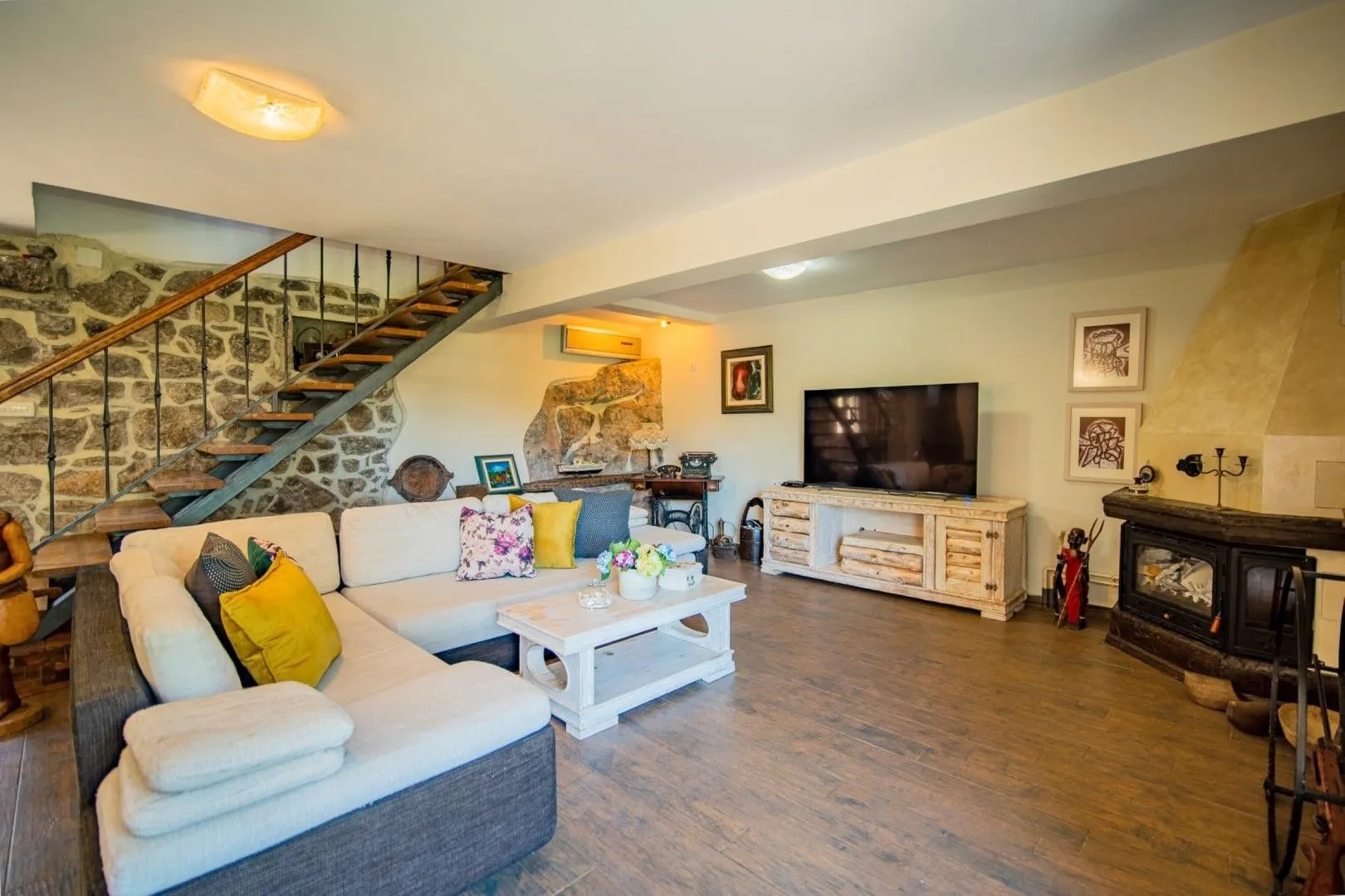 Prodaja, kuća, 170m², Milovići, Tivat