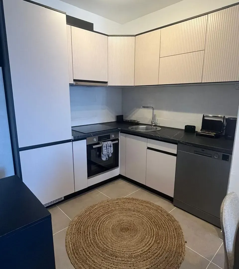 Rent, two bedroom apartment, 63m², 1 maj, Podgorica