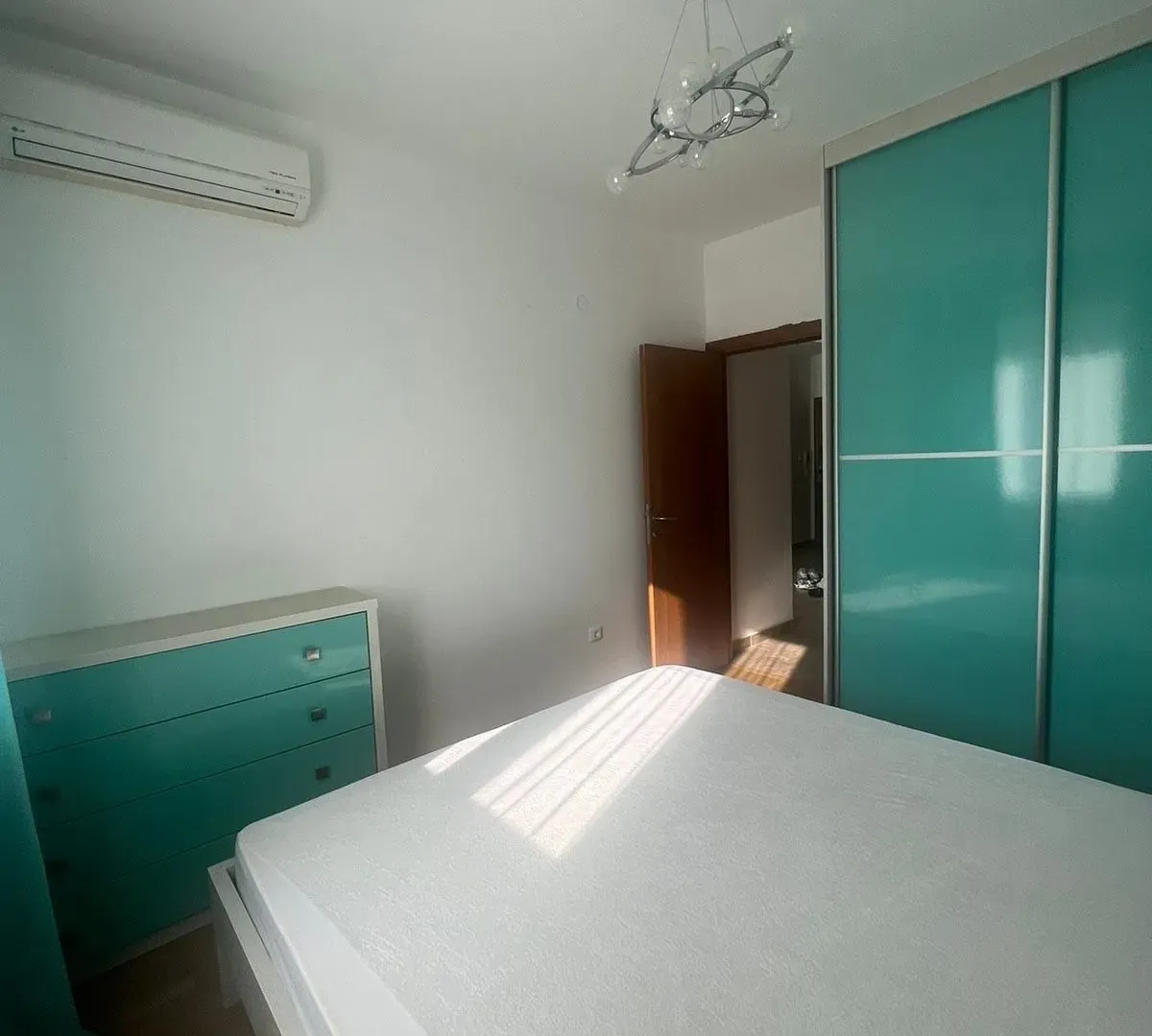 Sale, two bedroom apartment, 68m², Bečići, Budva