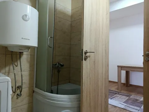 Izdavanje, jednosoban stan, 46m², Zabjelo, Podgorica - image 8
