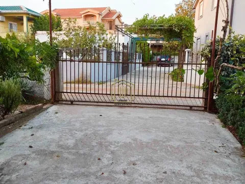 Rent, three bedroom apartment, 130m², Zabjelo, Podgorica - image 15