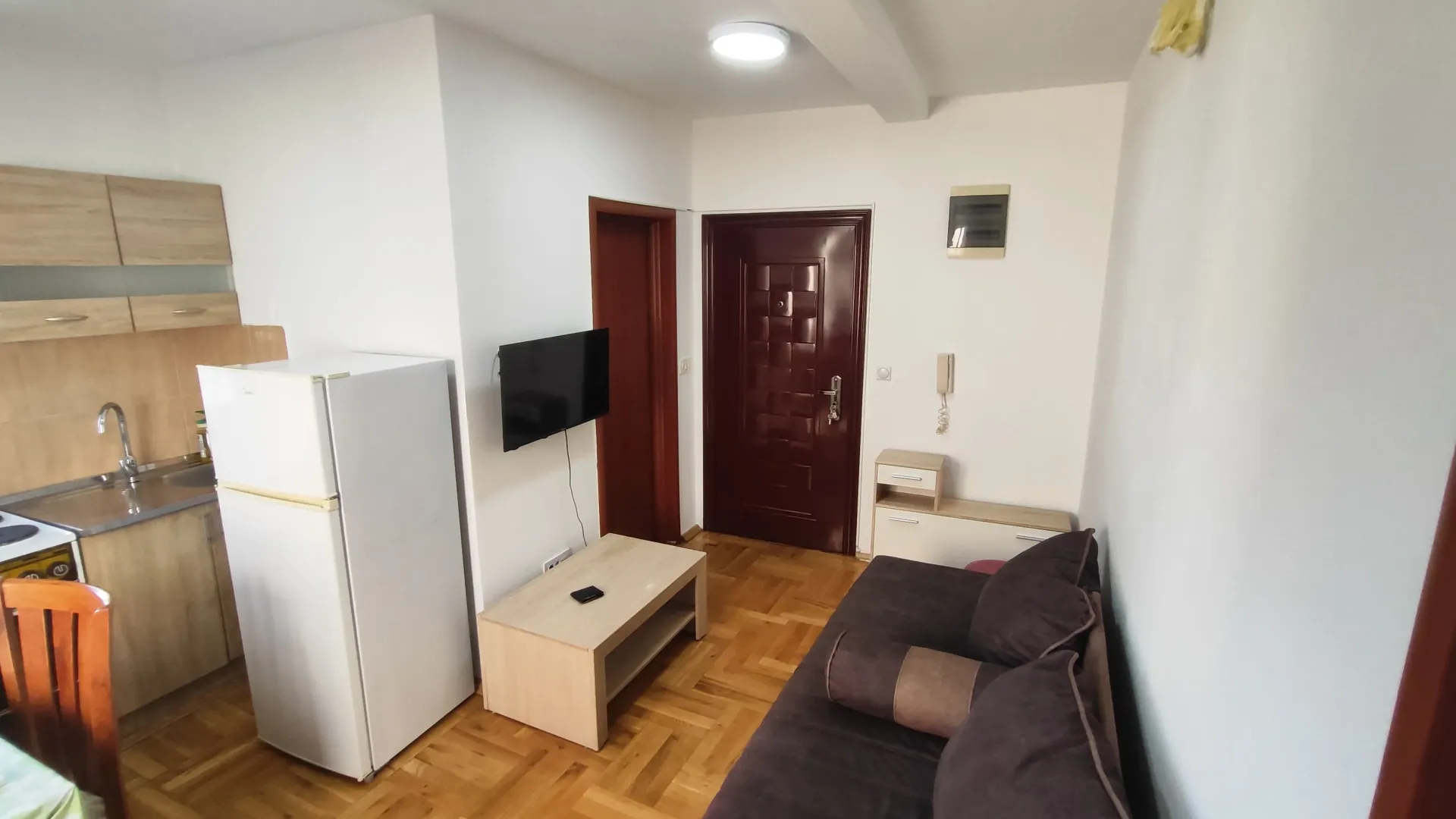 Rent, one bedroom apartment, 25m², Stari Aerodrom, Podgorica