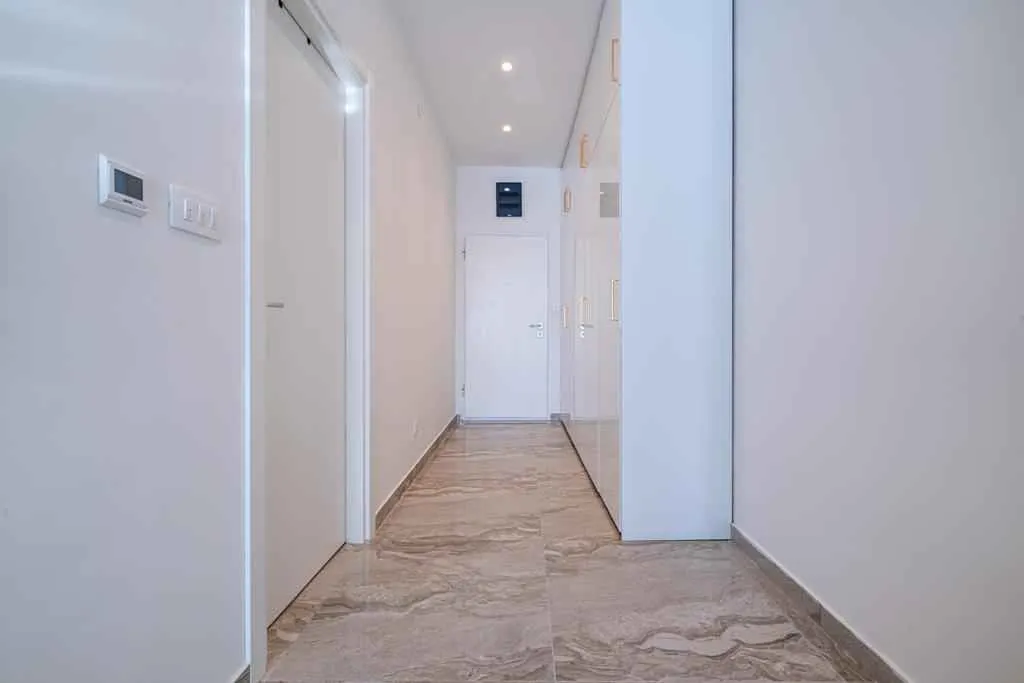 Prodaja, jednosoban stan, 56m², Rafailovići, Budva