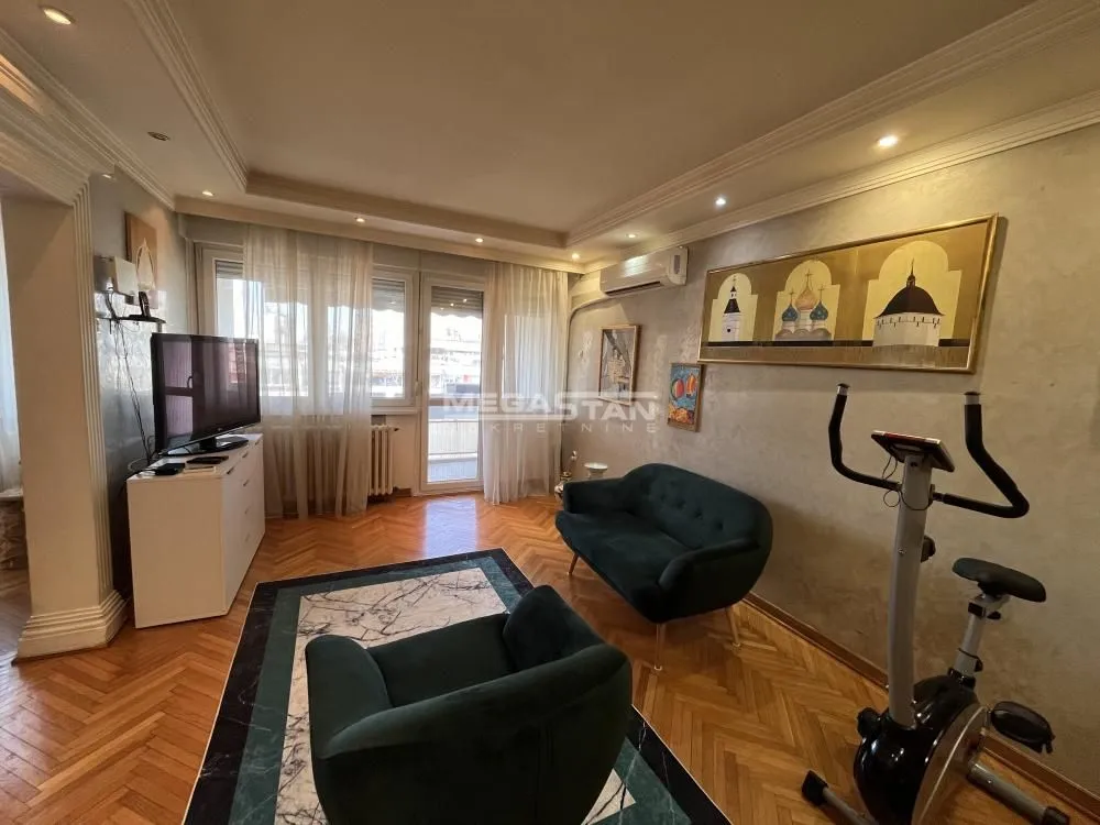 Prodaja, trosoban stan, 82m², Novi Beograd Sve Podlokacije, Beograd