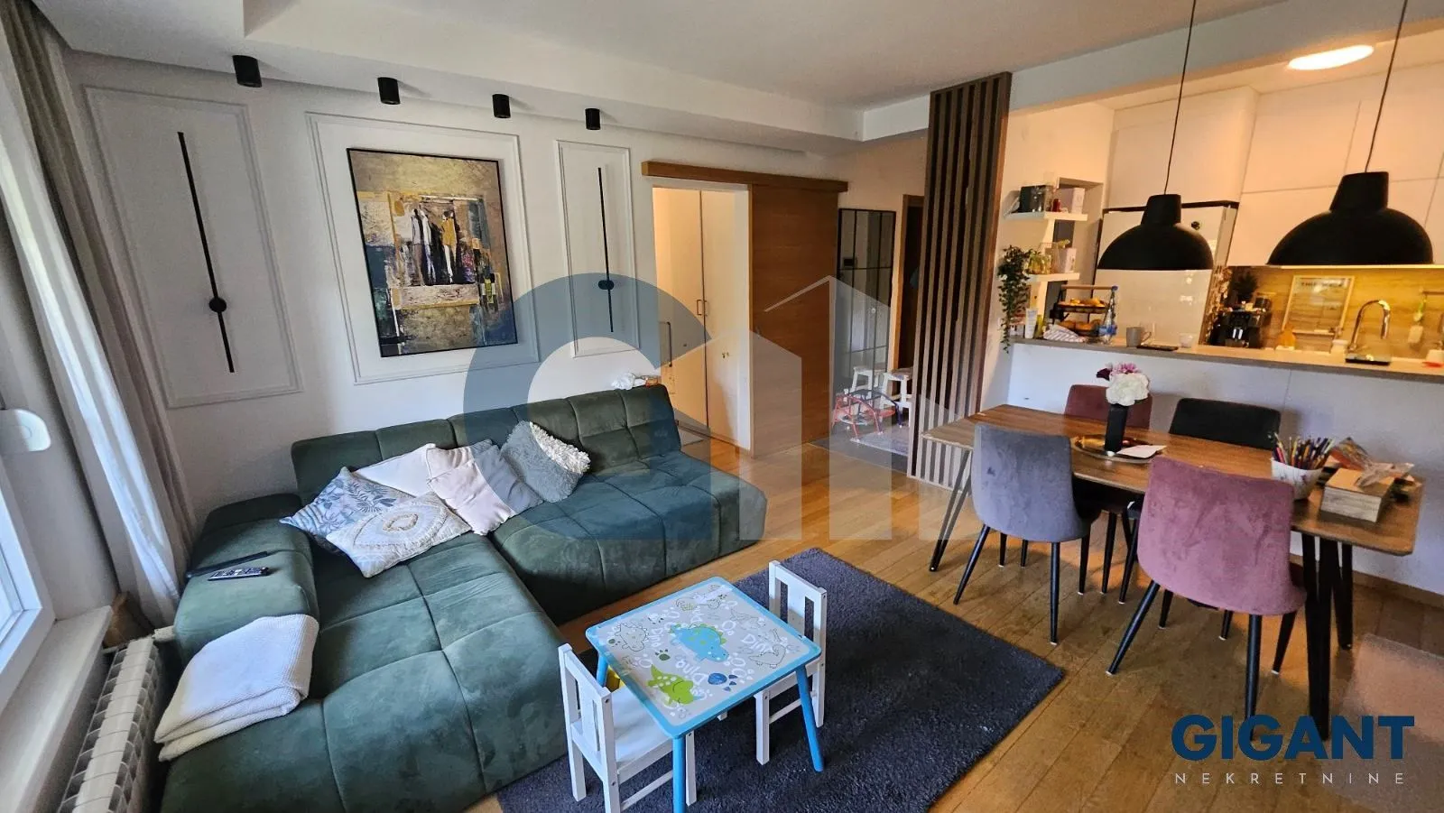 Prodaja, trosoban stan, 81m², Zemun Gornji Grad, Zemun Sve Podlokacije