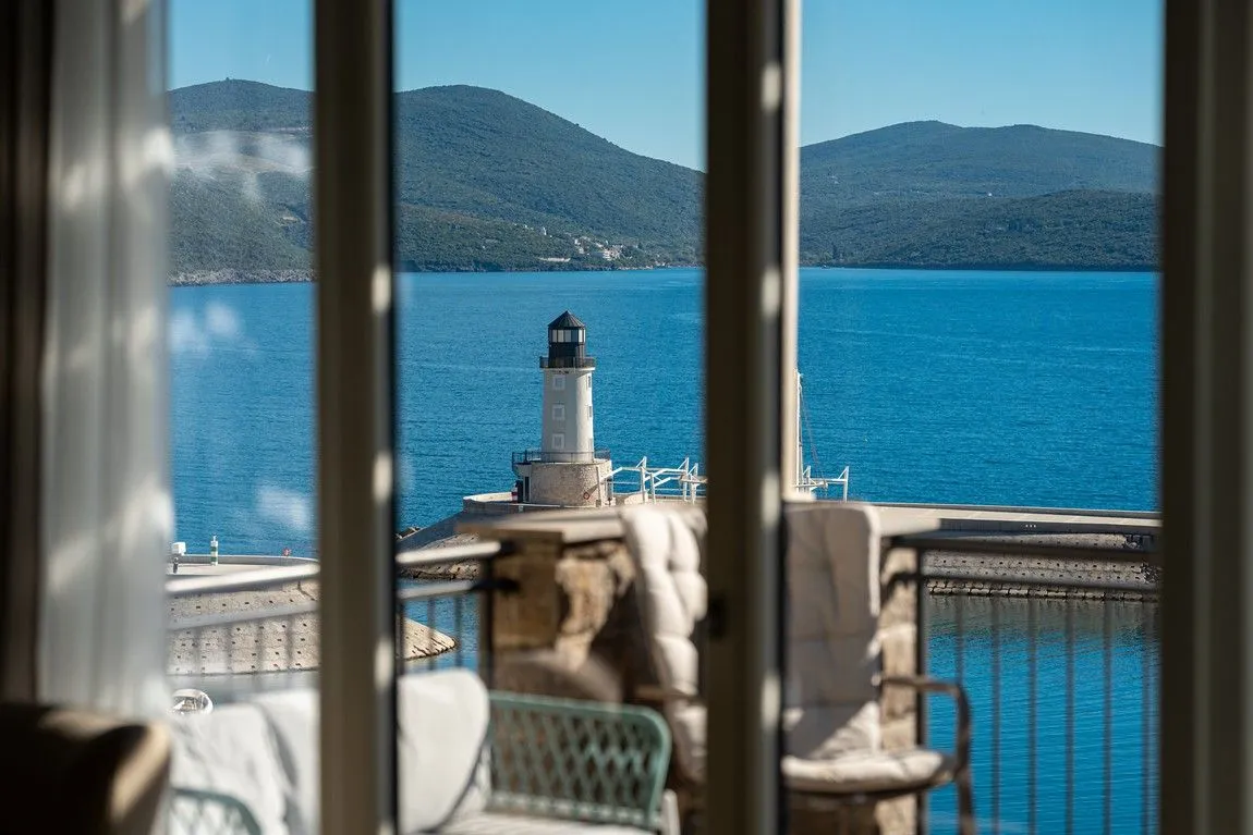 Prodaja, dvosoban stan, 113m², Luštica, Tivat