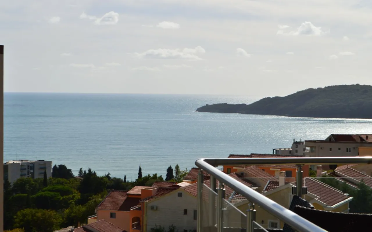 Sale, two bedroom apartment, 72m², Bečići, Budva
