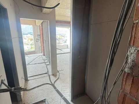 Prodaja, jednosoban stan, 51m², Centar, Bar - image 6