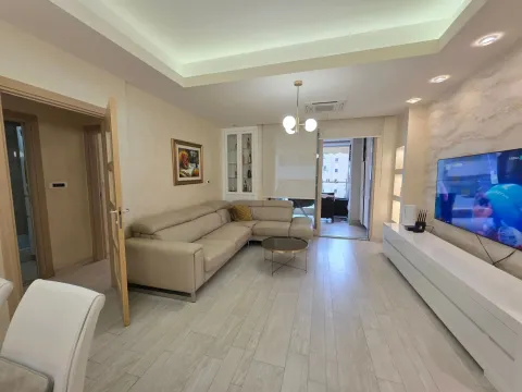 Prodaja, dvosoban stan, 80m², Budva, Crna Gora - image 13