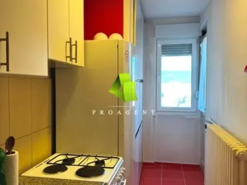 Izdavanje, trosoban stan, 69m², Medijana, Niš - image 4