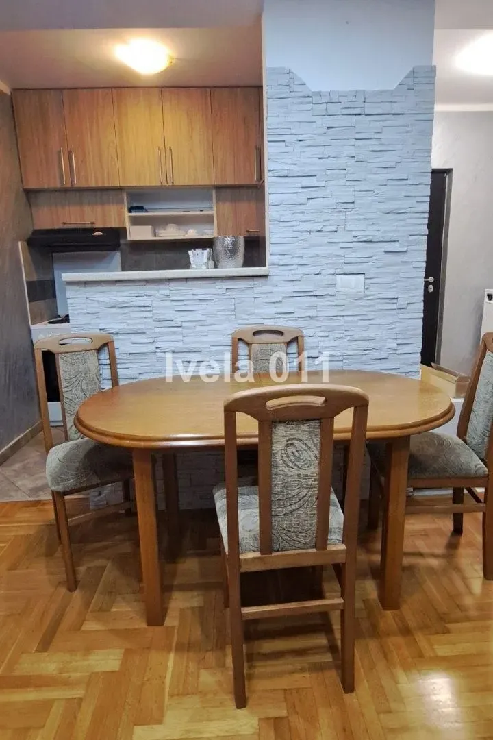 Izdavanje, dvosoban stan, 47m², Cvetanova Ćuprija, Zvezdara Sve Podlokacije
