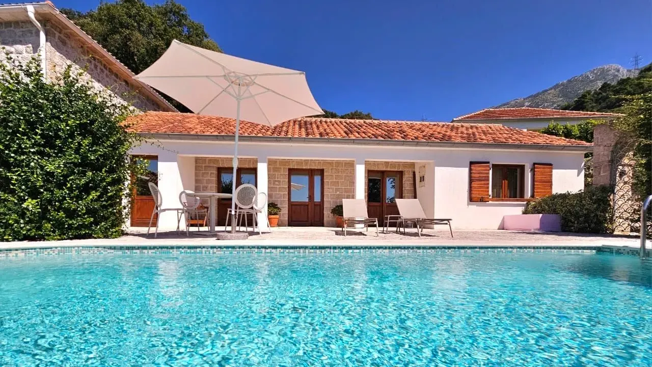 Rent, house, 70m², Kavač, Kotor