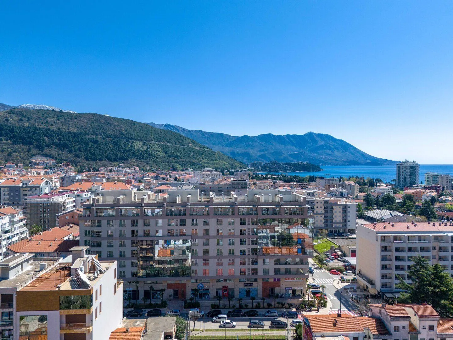 Prodaja, dvosoban stan, 83m², Rozino, Budva