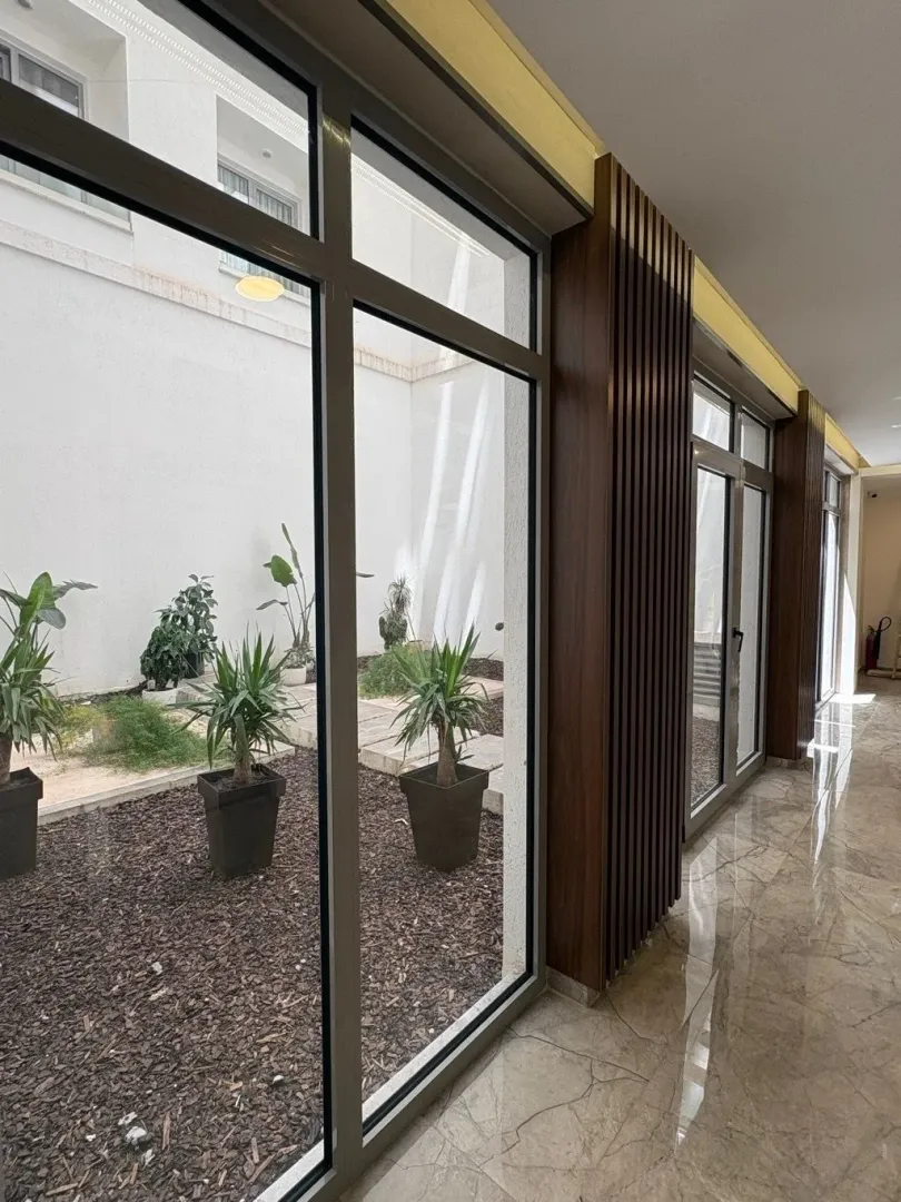 Izdavanje, jednosoban stan, 43m², Centar, Bar