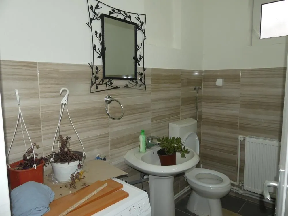 Prodaja, kuća, 169m², Trnava, Jagodina