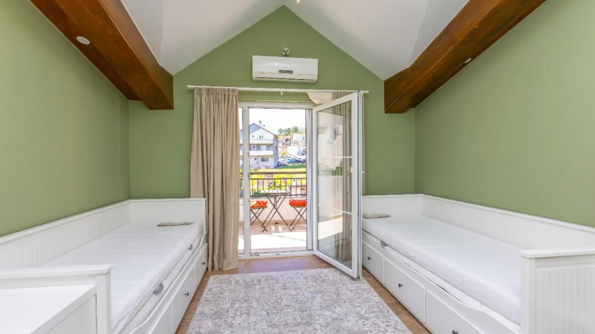 Prodaja, kuća, 234m², Tivat, Crna Gora