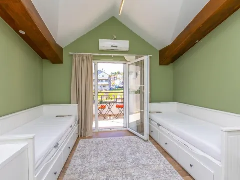 Prodaja, kuća, 234m², Tivat, Crna Gora - image 18