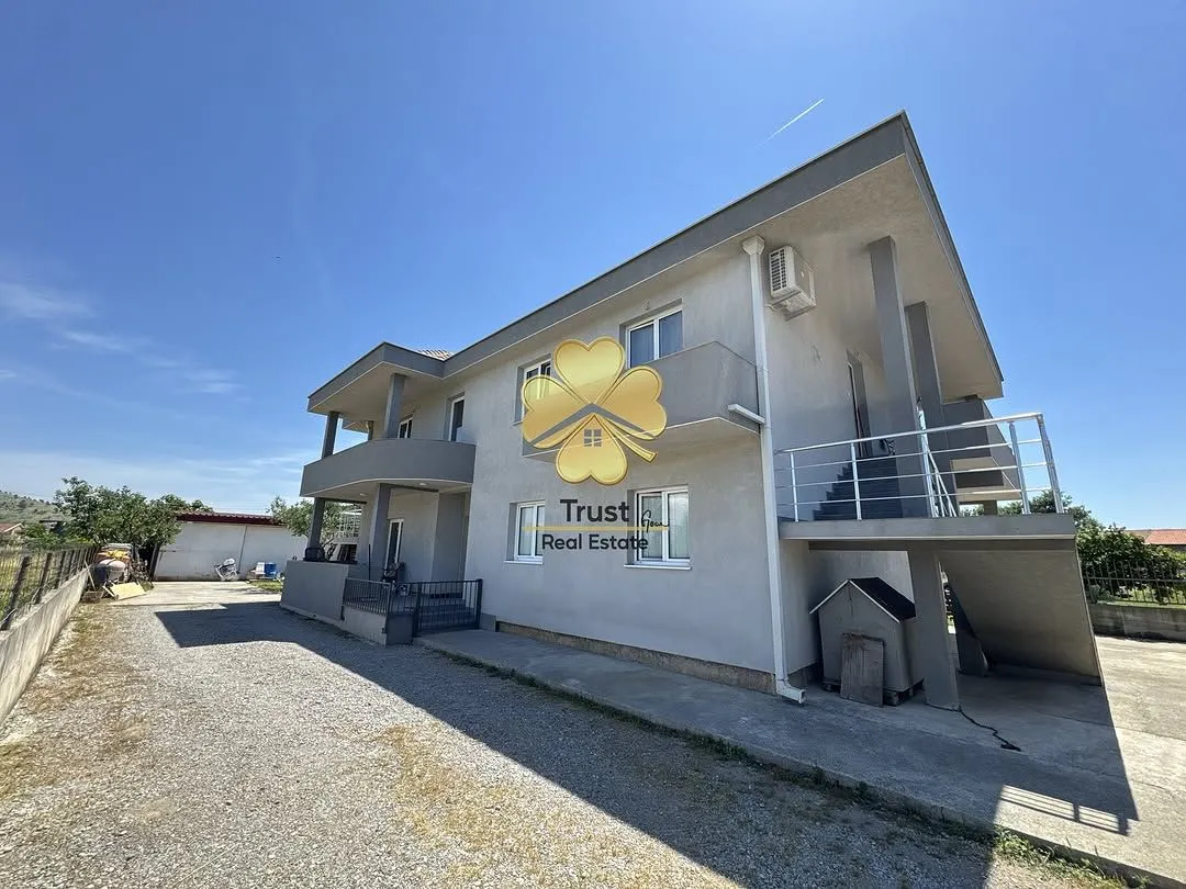 Prodaja, kuća, 310m², Gornja Gorica, Podgorica