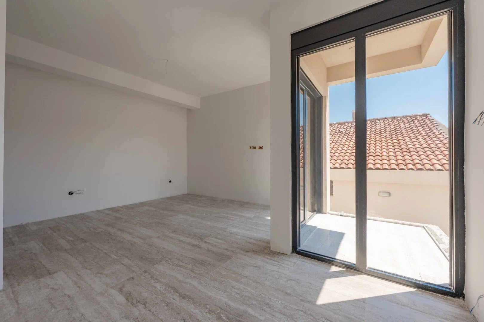 Sale, one bedroom apartment, 43m², Lazi, Budva