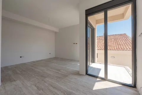Sale, one bedroom apartment, 43m², Lazi, Budva - image 4